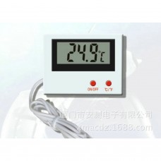 Termometro digital com sonda externa HT-5 Thermometers  3.00 euro - satkit
