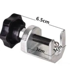 Herramienta extracción brazo limpiaparabrisas 15mm TSX TOOL en uso