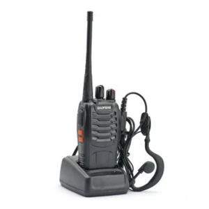 Walkie-talkie de banda dupla Baofeng BF-888S com auricular incluído
